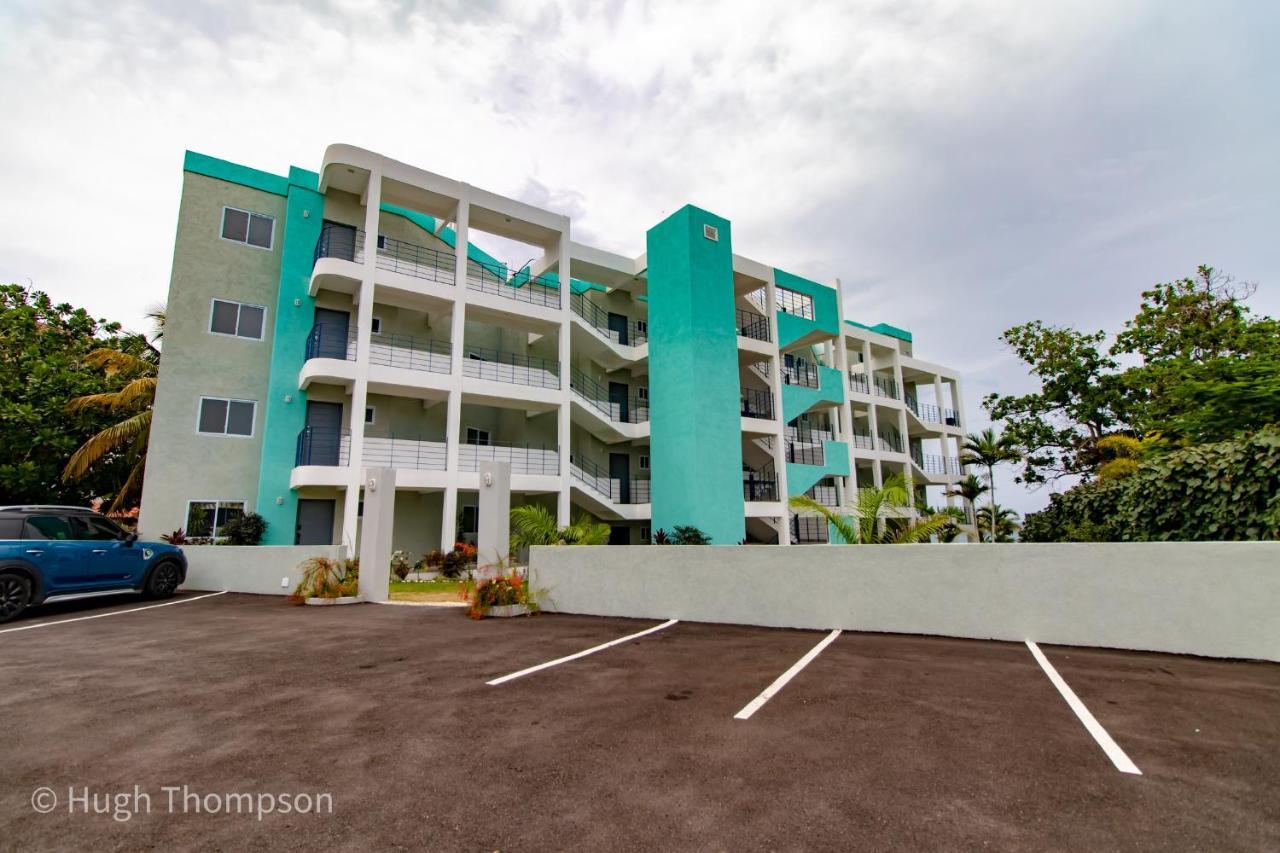 The Splashing View St. Mary Exterior photo
